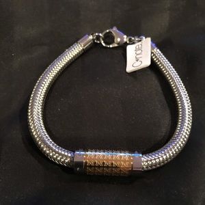 NWT MENS UNIVERSITY OF MICHIGAN BRACELET